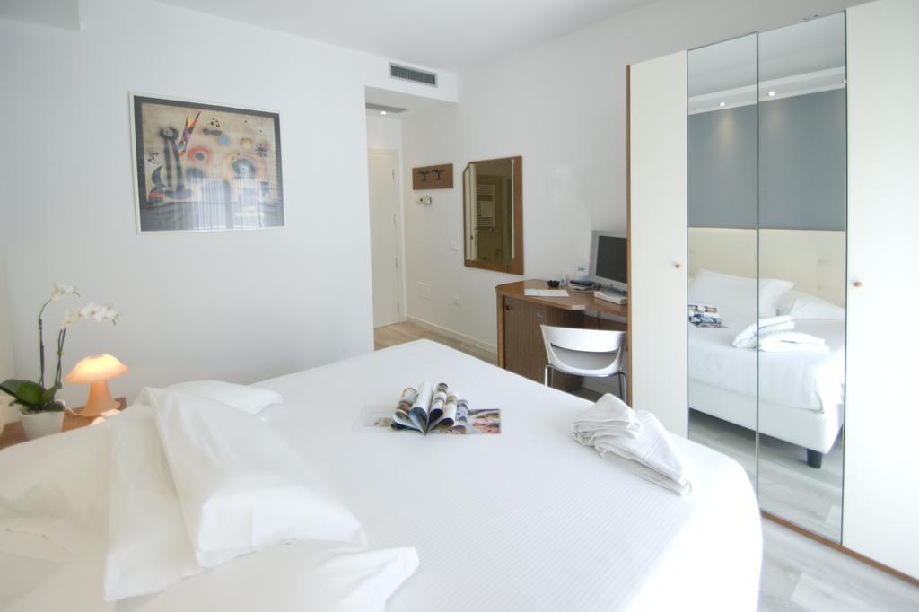 Hotel Sorriso Milano Marittima Quarto foto