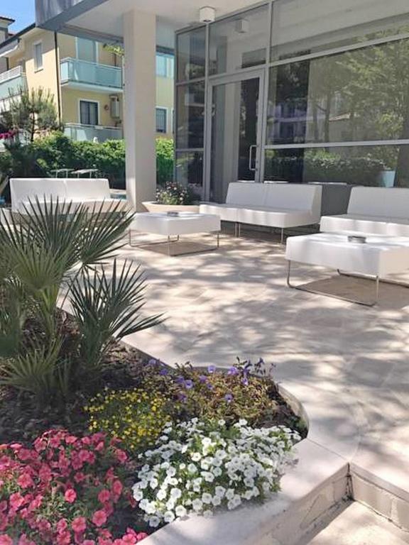 Hotel Sorriso Milano Marittima Exterior foto
